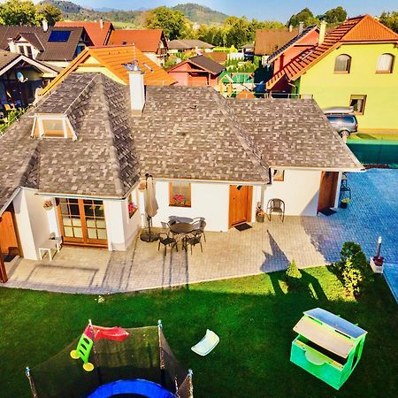 Ferienwohnung Piemonti Bešeňová Exterior foto