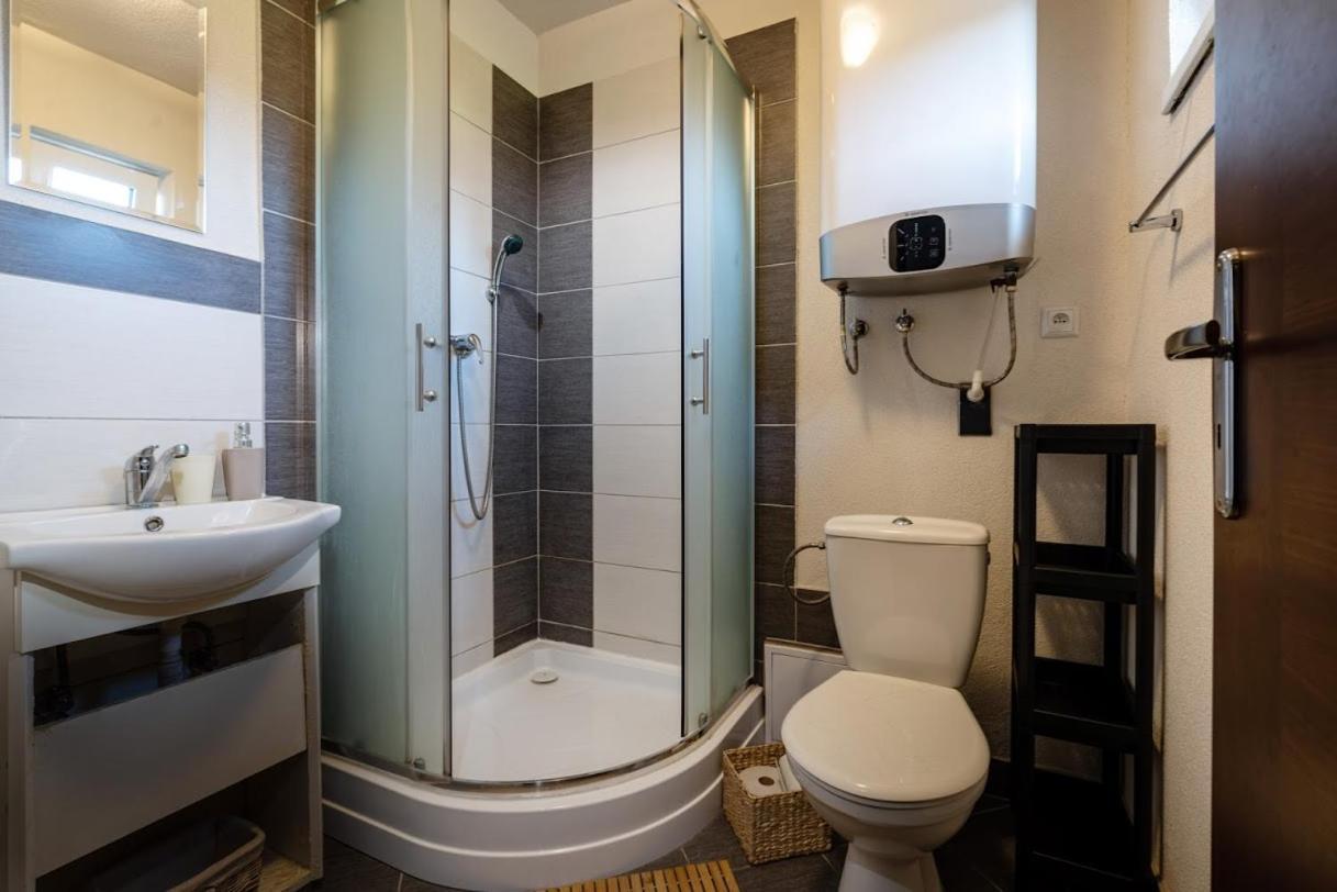 Ferienwohnung Piemonti Bešeňová Exterior foto