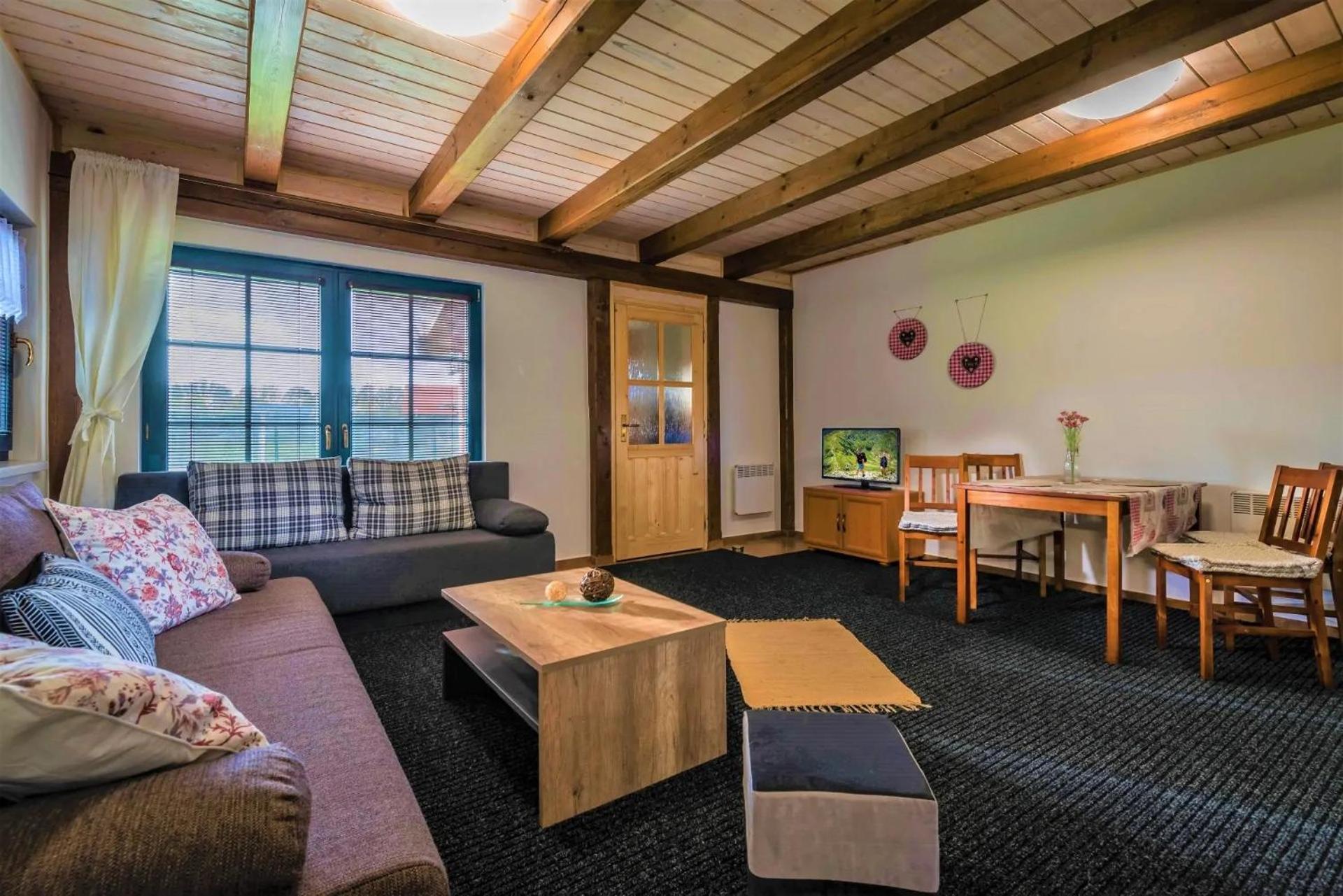 Ferienwohnung Piemonti Bešeňová Exterior foto